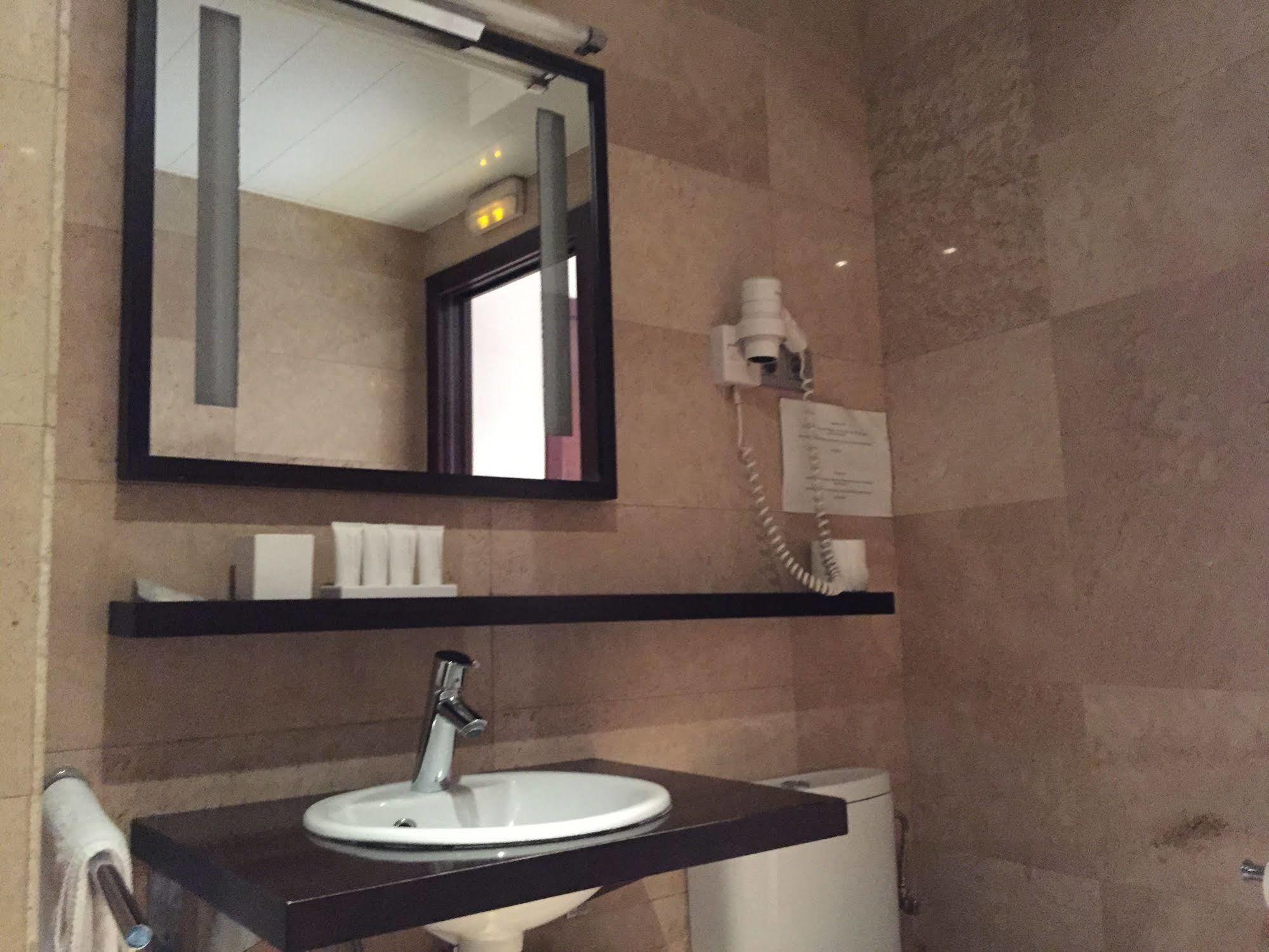 Numa Brio Apartahotel Barcelona